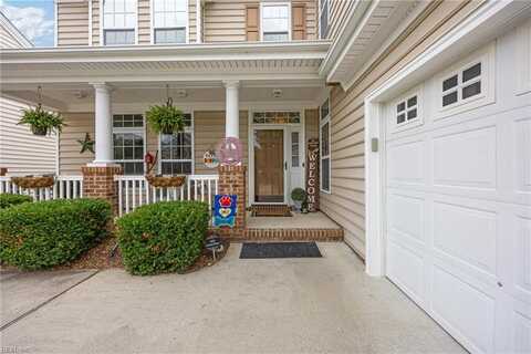 2060 Queens Point Drive, Suffolk, VA 23434