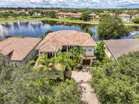 410 Cresta Circle, West Palm Beach, FL 33413