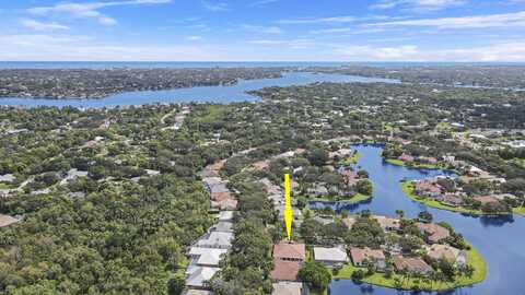 18951 Painted Leaf Court, Jupiter, FL 33458