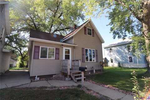307 4th Avenue SE, Melrose, MN 56352