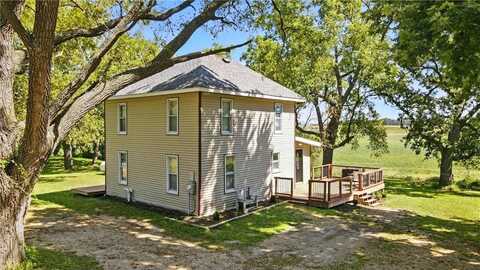 77201 270th Street, Bancroft, MN 56016