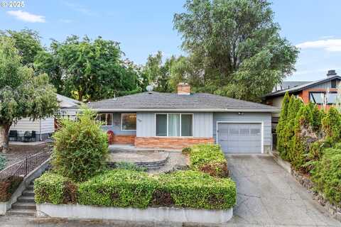 1524 E 9TH ST, The Dalles, OR 97058