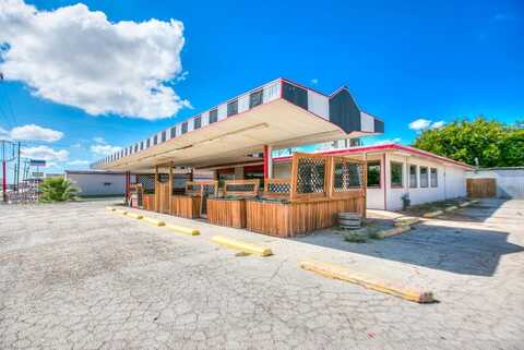 1205 N Chadbourne St, San Angelo, TX 76903