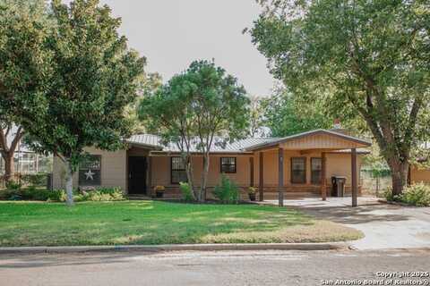 456 margo, Pearsall, TX 78061