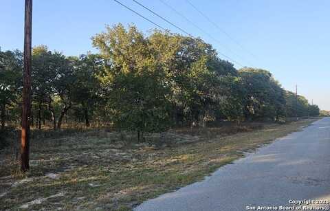 237 Oak Valley, La Vernia, TX 78121