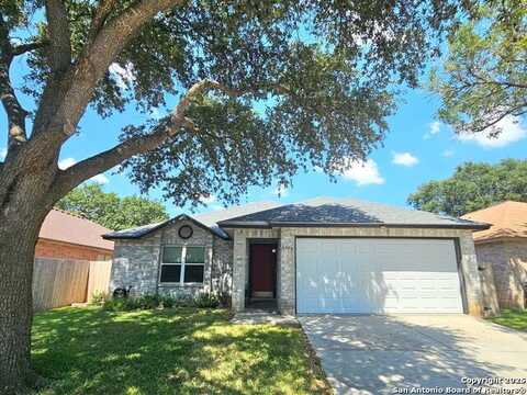 6323 Regency Ct, San Antonio, TX 78249