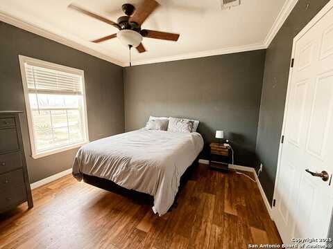 8824 W Fm 140, Charlotte, TX 78011