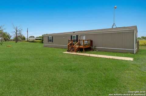 7380 Pittman, Adkins, TX 78101