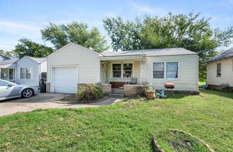 1938 S Pattie, Wichita, KS 67211