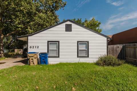 6212 N Jacksonville, Wichita, KS 67219