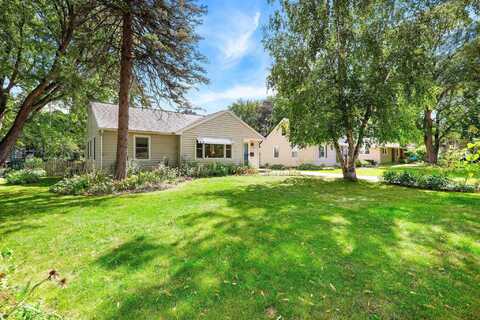 4810 Roigan Terrace, Monona, WI 53716