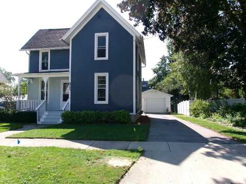 311 E Maple Avenue, Beaver Dam, WI 53916