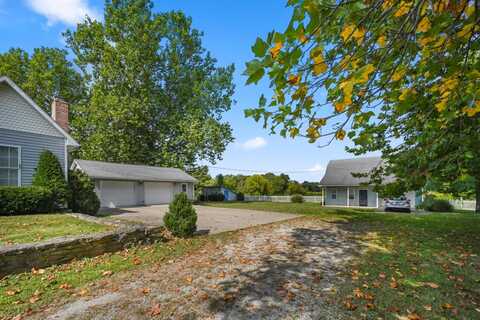 10196 State Road 48, Aurora, IN 47001