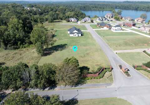 101 Ridge Point Dr, Sheffield, AL 35660