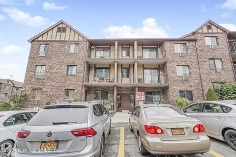 30 Donna Court, Staten Island, NY 10314