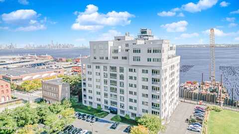 90 Bay Street Landing, Staten Island, NY 10301