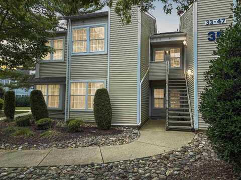 37 Driftwood Ct, Smithville, NJ 08205