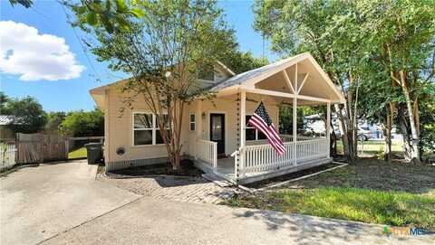 486 E South Street, New Braunfels, TX 78130