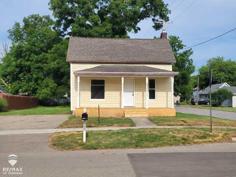 702 Glenwood, Owosso, MI 48867