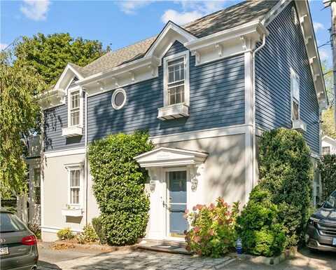 34 Catherine Street, Newport, RI 02840