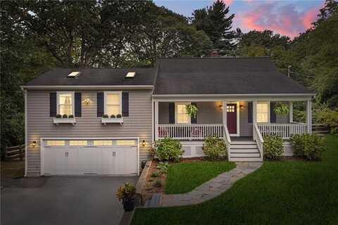 11 Houghton Street, Barrington, RI 02806