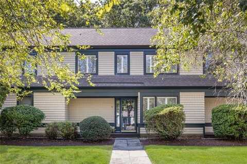 6 Pendleton Place, Narragansett, RI 02882