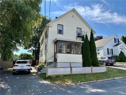 82 Hillcrest Avenue, Pawtucket, RI 02860