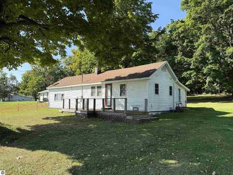 5792 Greve Road, South Branch, MI 48761