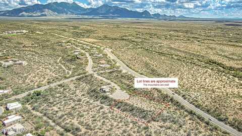 733 E Sawmill Canyon Place, Green Valley, AZ 85614