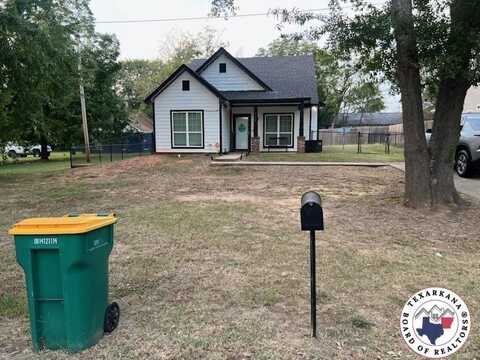 104 Hubbard, Texarkana, TX 75501