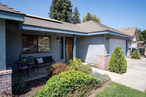 209 S Atwood Court Court, Visalia, CA 93291