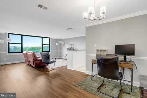 4600 DUKE STREET, ALEXANDRIA, VA 22304