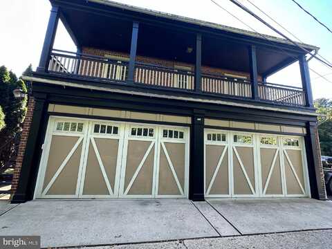 130 FLOWER LANE, READING, PA 19606