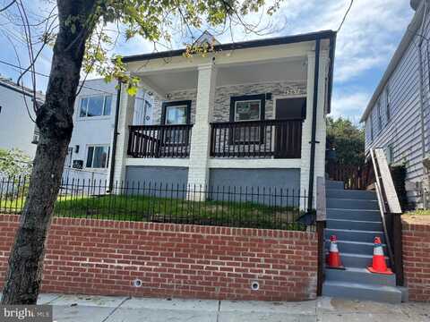 4267 BROOKS STREET NE, WASHINGTON, DC 20019