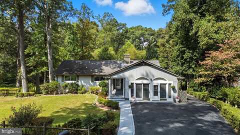 18312 CANDICE DRIVE, TRIANGLE, VA 22172