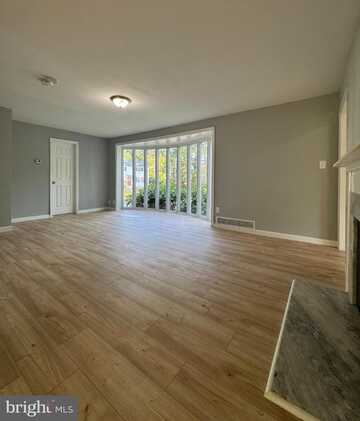5735 EUCLID, LANDOVER, MD 20785