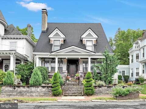 1707 MAHANTONGO STREET, POTTSVILLE, PA 17901