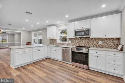 39 CHELSEA PLACE, SOUTHAMPTON, NJ 08088