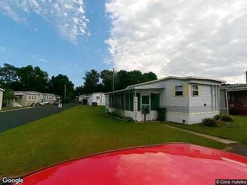 Helen St Nw, Barberton, OH 44203