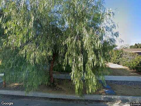 Barbra, REDLANDS, CA 92374