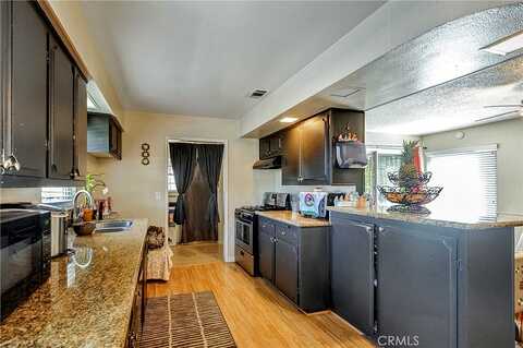 28Th, SAN BERNARDINO, CA 92404