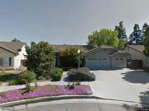 Oakridge, VISALIA, CA 93292