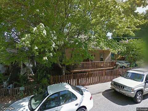 Oak, GRASS VALLEY, CA 95945