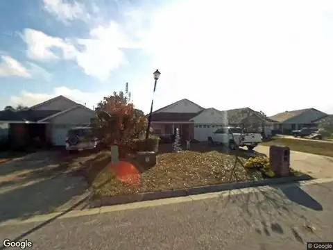 Tujaques, PENSACOLA, FL 32505