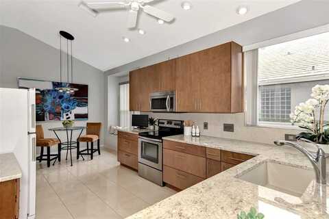 Hampton, UNIVERSITY PARK, FL 34201