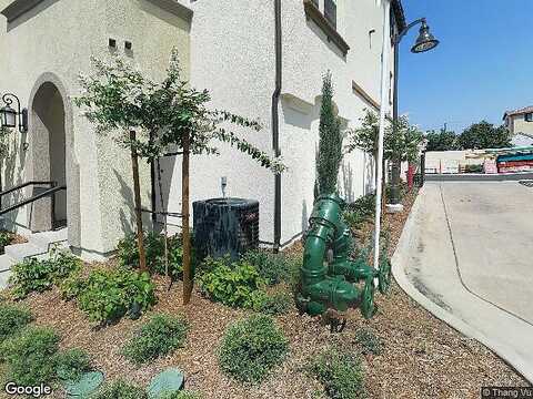 1St, SANTA ANA, CA 92703