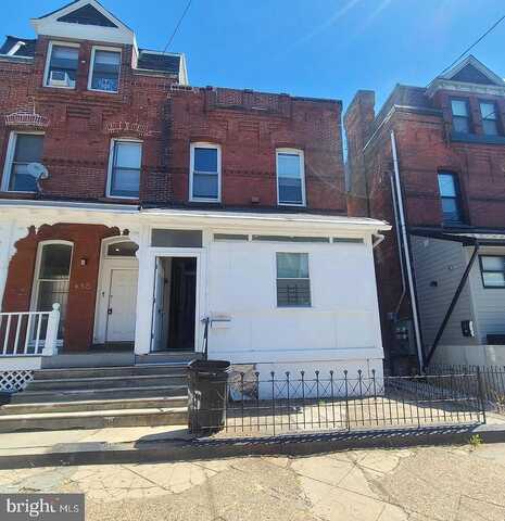 33Rd, PHILADELPHIA, PA 19104