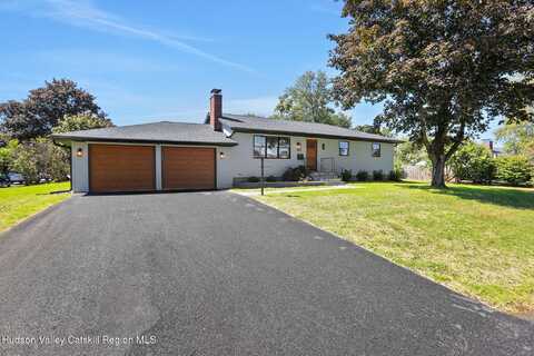 35 Bennett Avenue, Saugerties, NY 12477