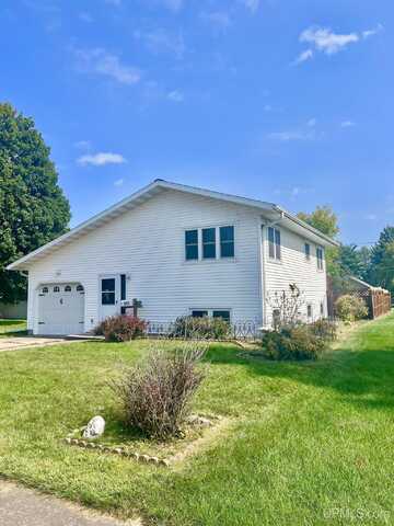 433 Lawrence, Kingsford, MI 49802