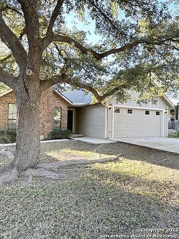 Wanda, BOERNE, TX 78006